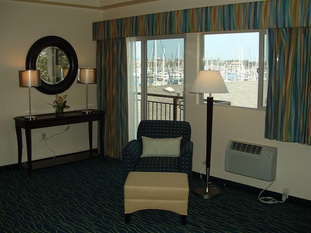 Hampton Inn Channel Islands Harbor Oxnard Bagian luar foto