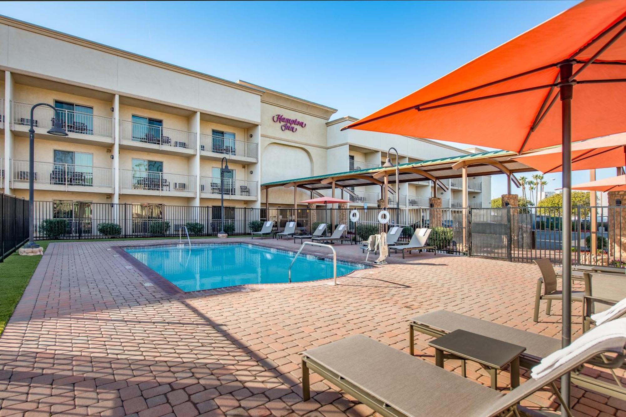 Hampton Inn Channel Islands Harbor Oxnard Bagian luar foto