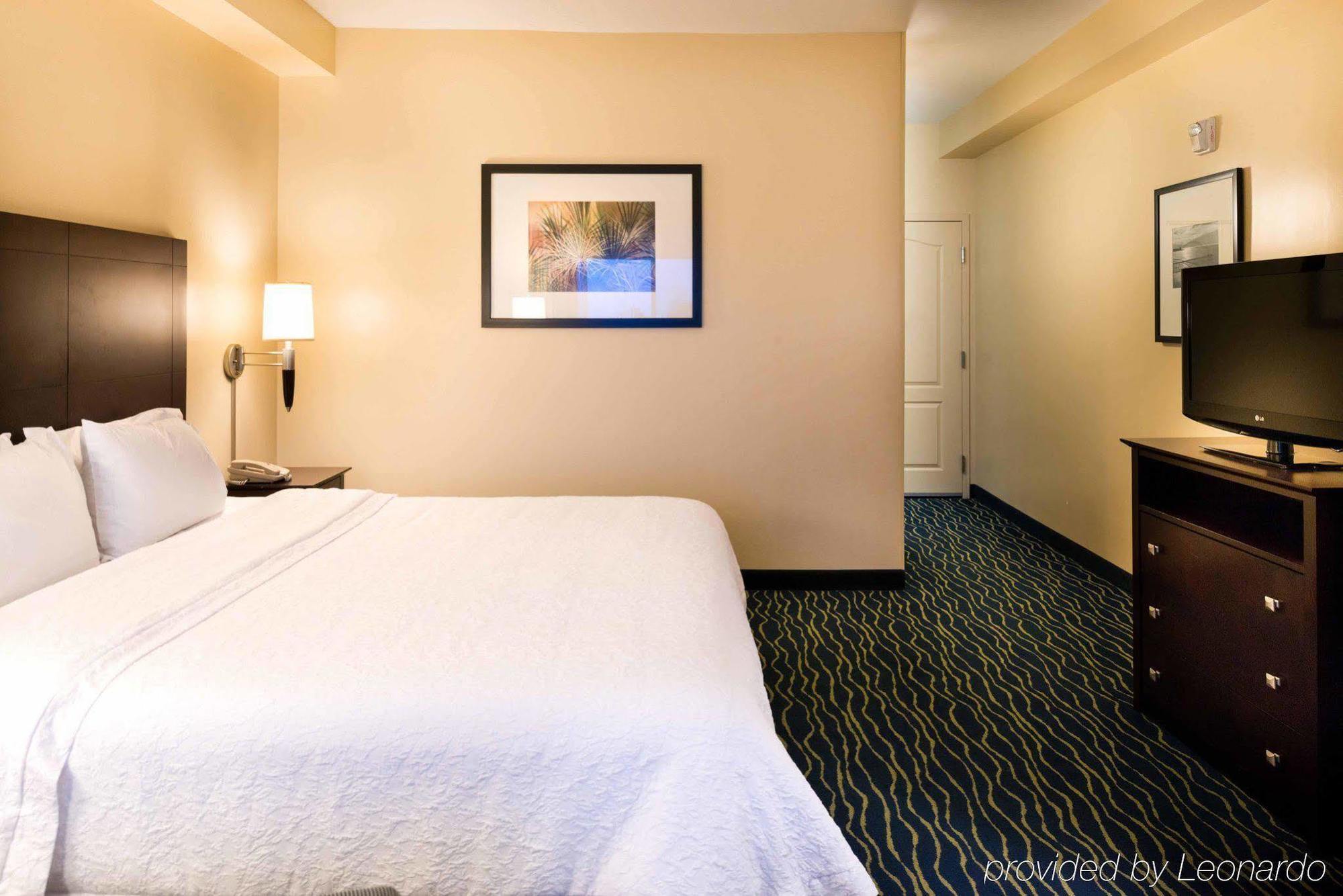 Hampton Inn Channel Islands Harbor Oxnard Bagian luar foto